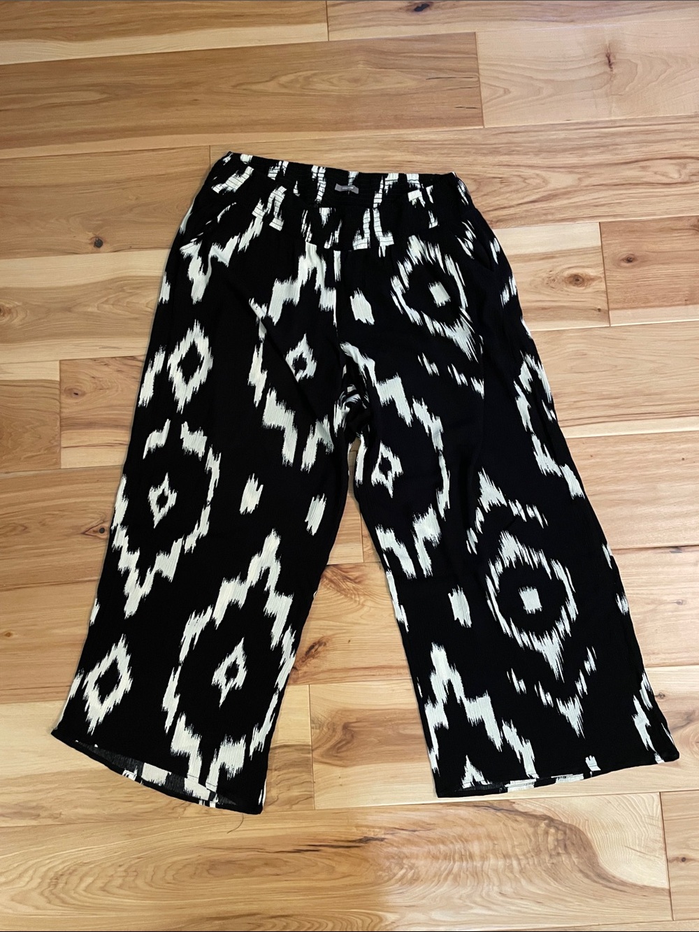 Maurices Black & White Ikat Wide Leg Pants